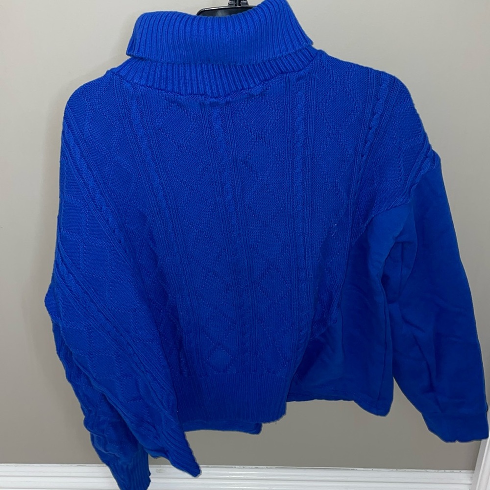 Mixed texture sleeve, Zara sweaterp